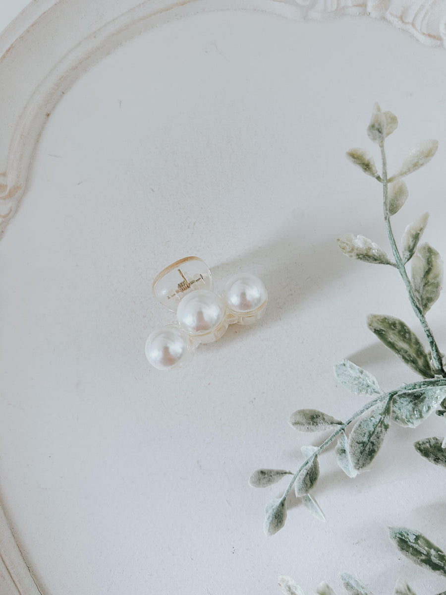 Mini 3 Pearl Claw Clip