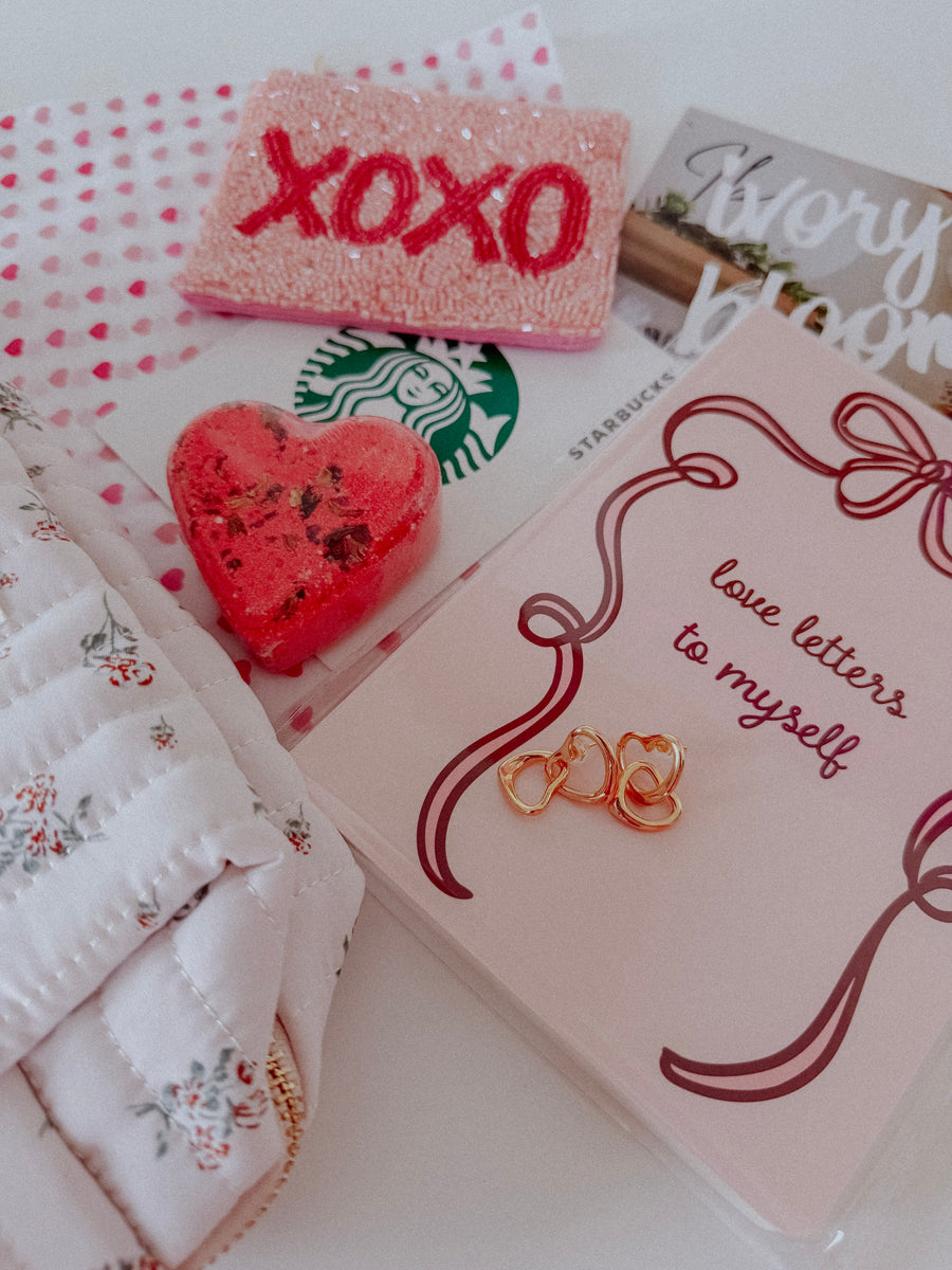 XoXo Beaded Coin Purse