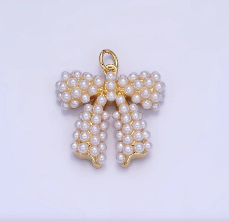 Pearl bow charm